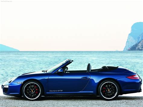 2011 Blue Porsche 911 Carrera GTS wallpapers