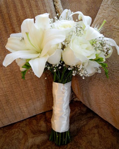 The Flower Girl Blog Flower Bouquet Wedding Simple Wedding Bouquets