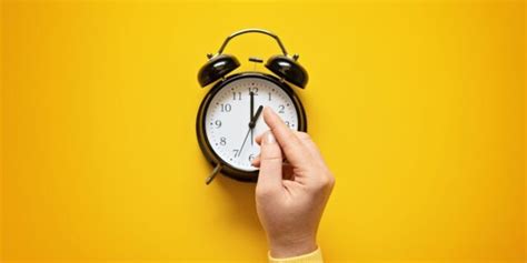 Why Do We Have Daylight Saving Time? - The Fact Site