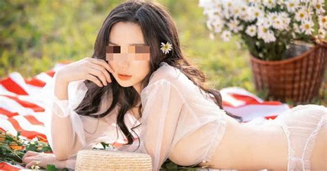 10 ngày sau sự cố lộ link 40GB ảnh nhạy cảm hot streamer bóng gió chuyện đang yêu và sự tổn