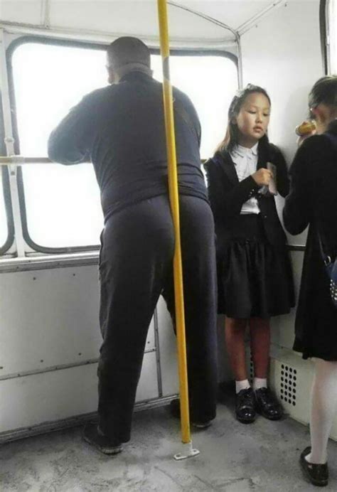 30 Funny And Strange Things Spotted On The Subway | DeMilked