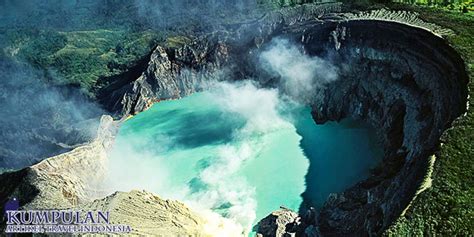 Menikmati Indahnya Pagi Di Kawah Ijen Jawa Timur