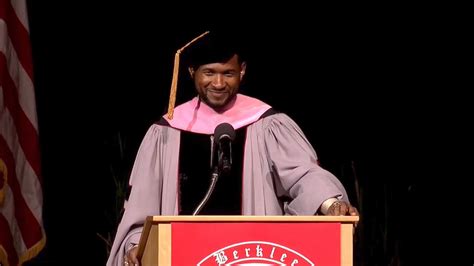 Watch Usher Receives Honorary Doctorate From Berklee College Of Music Ny Dj Live