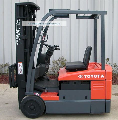 Toyota Model 7fbeu15 2007 3000lbs Capacity 3 Wheel Electric Forklift