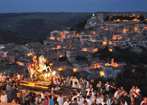 Festa Patronale Di San Giorgio Martire Ibla Sicilia In Rete