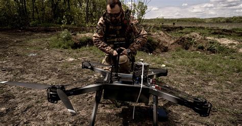 Atak Dron W Na Moskw Czym Ukrai Cy Zaatakowali Rosyjsk Stolic