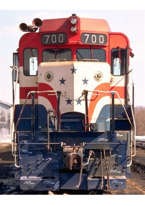 Toledo Peoria Western TPW 700 Bicentennial Red White Blue Scheme