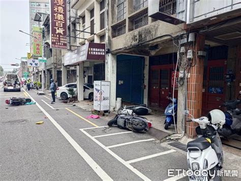 17歲屁孩出事影片曝！借車開上路闖紅燈 2女騎士遭撞噴躺地 Ettoday社會新聞 Ettoday新聞雲