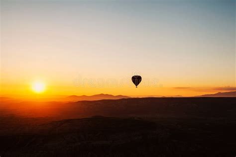 Vuelo Del Globo La Atracci N Tur Stica Famosa De Cappadocia Es Una