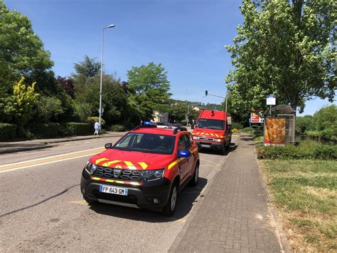 Meurthe et Moselle Le corps dun homme repêché dans le canal de la