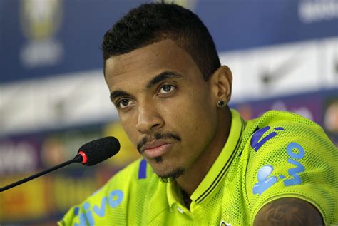 Luiz Gustavo Net Worth Bio Wiki Revised Richest