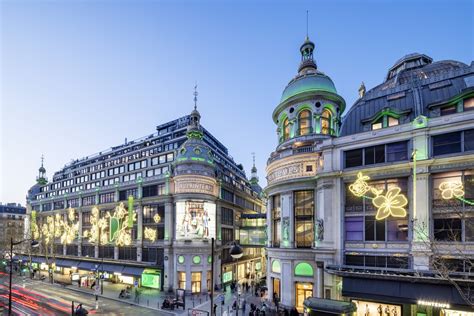 Une expérience shopping exclusive au Printemps Haussmann - Hôtel Square ...