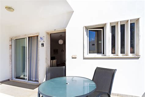 Well Located 2 Bedroom Apartment In Tavira Algarve Long Lets