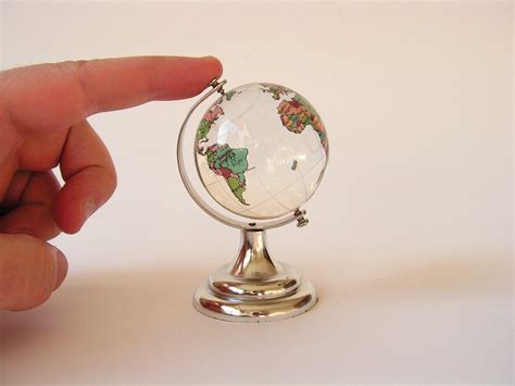 Small Globe Store