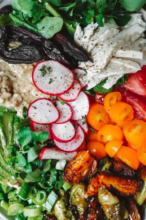 The Best Healthy Vegan Cobb Salad