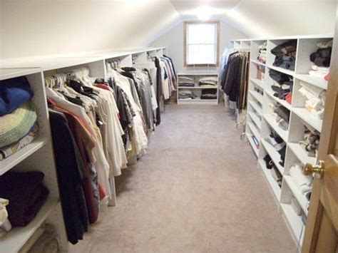 Ankleidezimmer Dachschräge der Traum jeder Frau Attic closet Attic