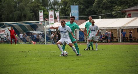 An der Spitze der Fußball Kreisliga Bruchsal wird ein Dreikampf erwartet