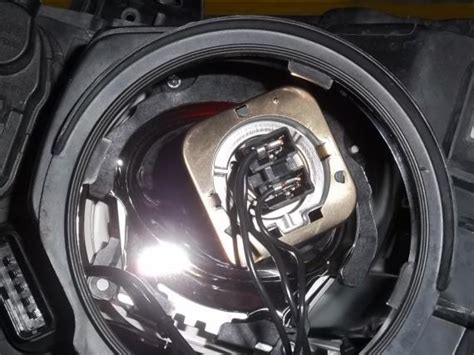 How To Replace A Headlight Bulb On A Peugeot 208 Motoring News And