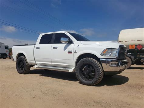 Pneu Atturo Trail Blade MT 37X13 5R22 123Q Dodge RAM Atturo Pneus