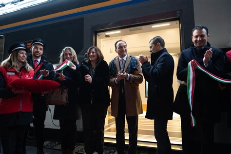 Presentato A Torino Il Nuovo Treno Rock Che Viagger Sulla Linea Torino