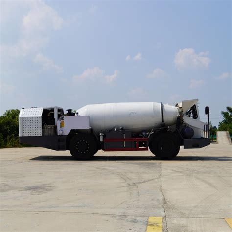 Underground Coal Mining Wc4bj 4m³ Explosion Proof 4X4 Driven Concrete