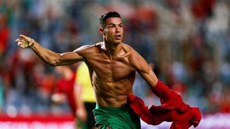 Cristiano Ronaldo Manusia Rekor Ini Buktinya Tribunjogja