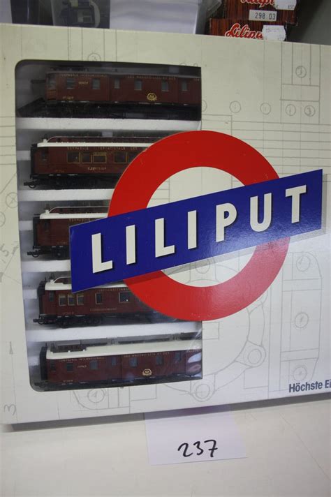 Liliput H Passenger Carriage Set Five Piece Carriage Set