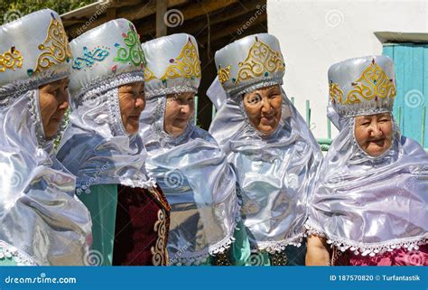 Kazakh Women In Local Costumes Shymkent Kazakhstan Editorial Image