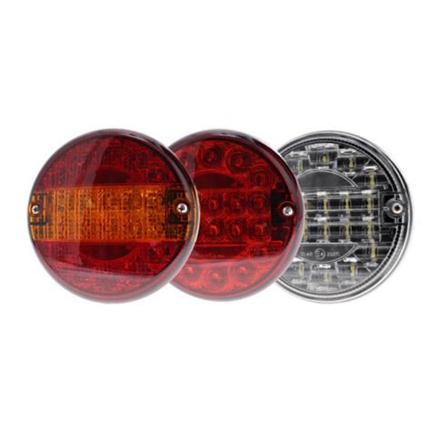 Feu Arrière Standard Led Avec Fonction Recul Pour Camping Car Plein