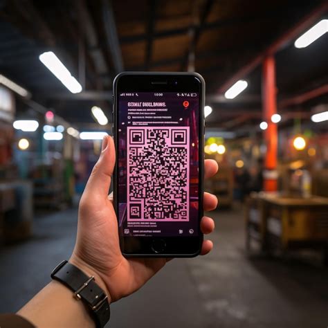 Tel Fono M Vil En La Mano Con Escaneo De C Digo Qr En La Pantalla En El