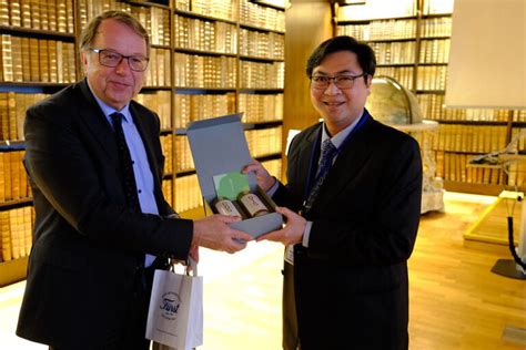 Delegationsbesuch Aus Taiwan Paris Lodron Universit T Salzburg