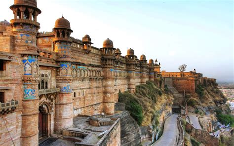 Indian Exchange Says Women More Bullish on Cryptocurrency Than Men 