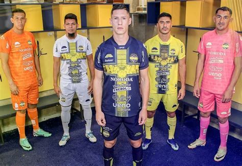 Novas camisas do Sportivo Trinidense 2024 Saltarín Rojo MDF