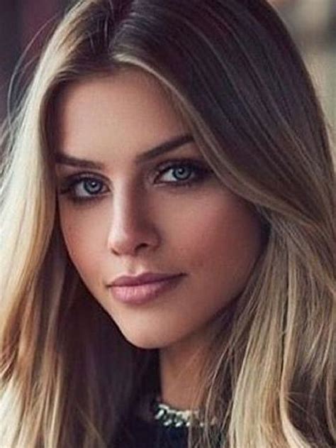 Pin De 🇻🇮tb Lee Kadoober Iii🇻🇮 En Marina Laswick Belleza Mujer