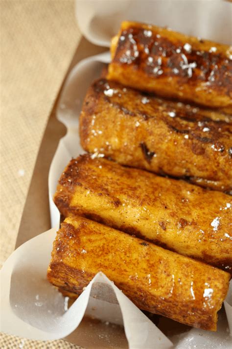 Pumpkin Spice French Toast Roll Ups