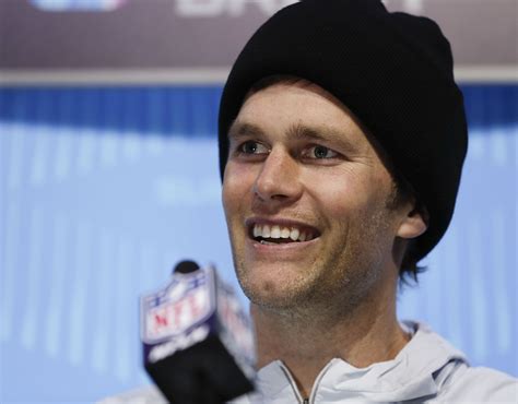 Tom Brady Con 40 Años Obtiene Su Tercer Mvp De La Nfl