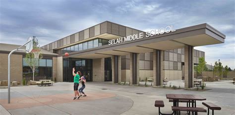 Selah Middle School | Lydig Construction