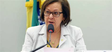 Lídice convoca cúpula da base governista para defender maior