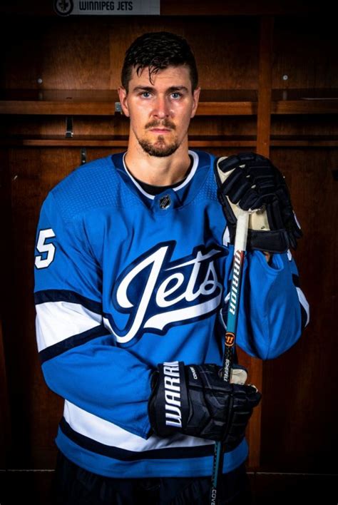 Winnipeg Jets Unveil New Alternate Uniform Sportslogosnet News