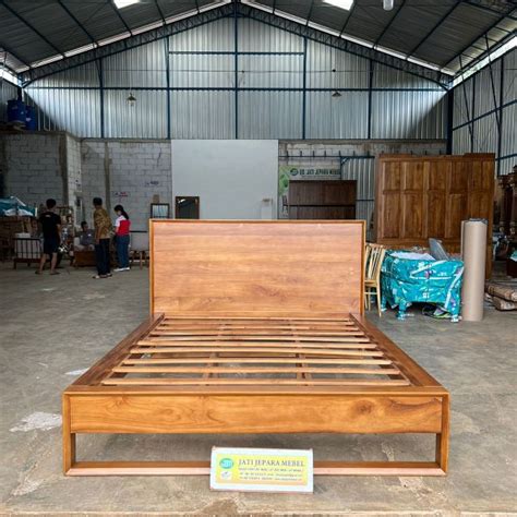 Dipan Ranjang Tempat Tidur Minimalis Modern Natural Kayu Jati Jjm Tt