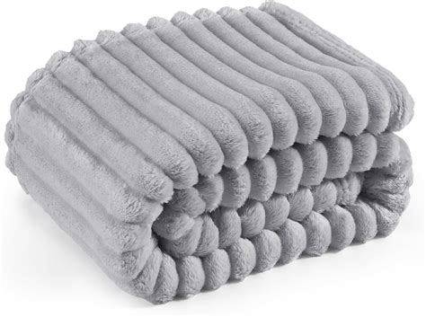 Amazon Bedsure Light Grey Fleece Blanket For Couch Super Soft