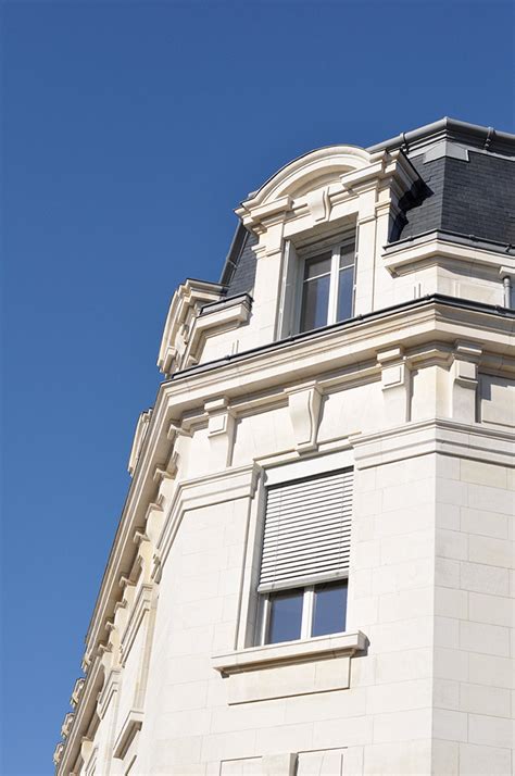 La Rochelle Frankreich Bildau Bussmann Fenster und Türen aus Holz