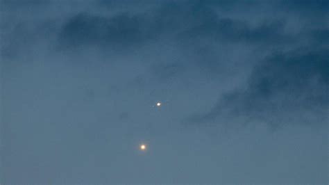 Helle Sterne Am Abendhimmel Venus Und Jupiter Irritieren Beobachtende