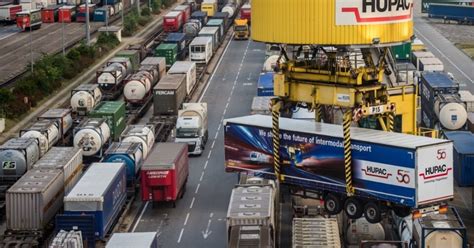 Trasporto Strada Rotaia Hupac Aumenta I Volumi Di Traffico Del