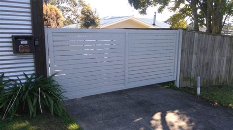 Slat Driveway Gates Warner Fences Residential