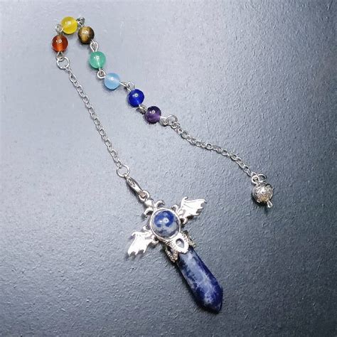 Dowsing Pendulum Natural Stone Crystal Pendulum With Dragon Wings And