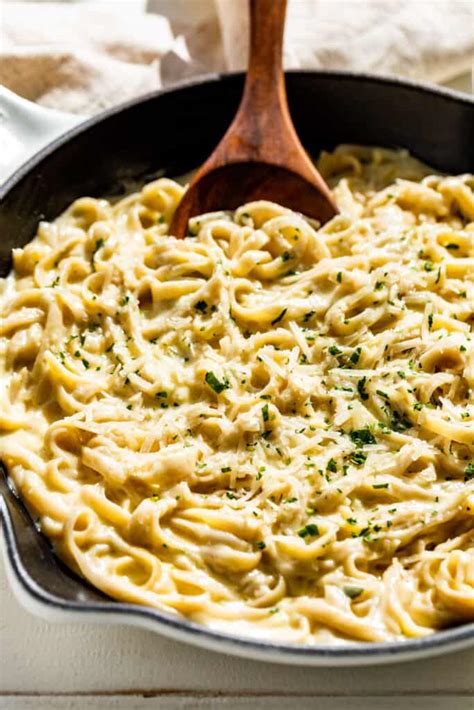 Garlic Parmesan Pasta | Get Inspired Everyday!