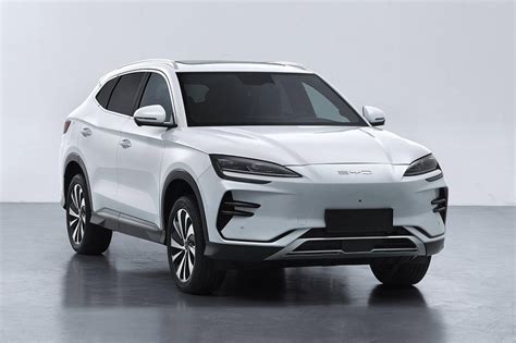 BYD Song Plus 2024 aparece novo visual e versão elétrica na China