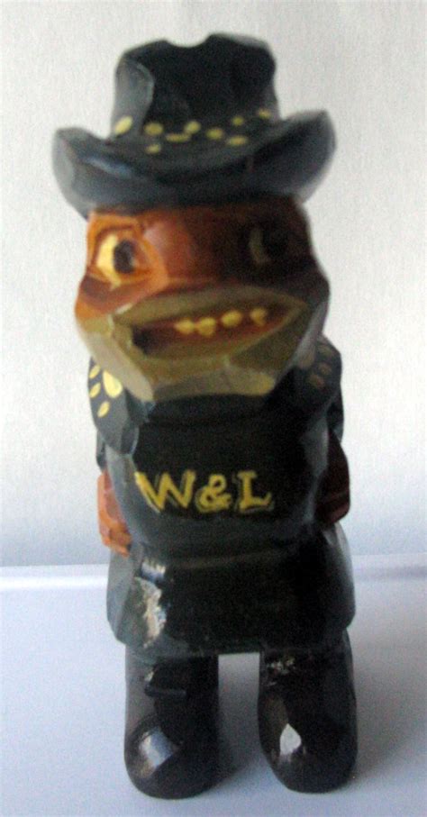 Lot Detail - 50's WASHINGTON & LEE GENERALS MASCOT "WOOD CARVED" STATUE ...