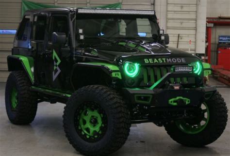 Marshawn Lynchs Special Edition Jeep Is A True Beast The News Wheel